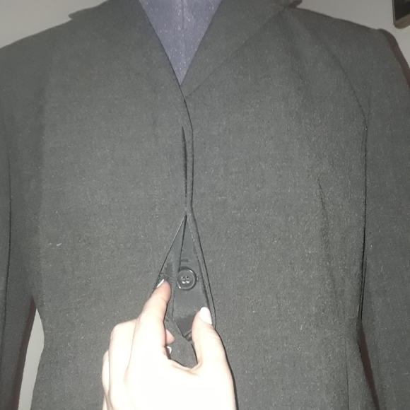 Ann Taylor blazer - Picture 4 of 7